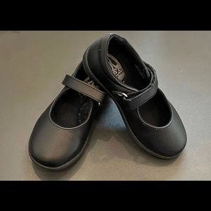 Hush Puppies Lexi Mary Jane Toddler Shoes Size 8.5 Wide